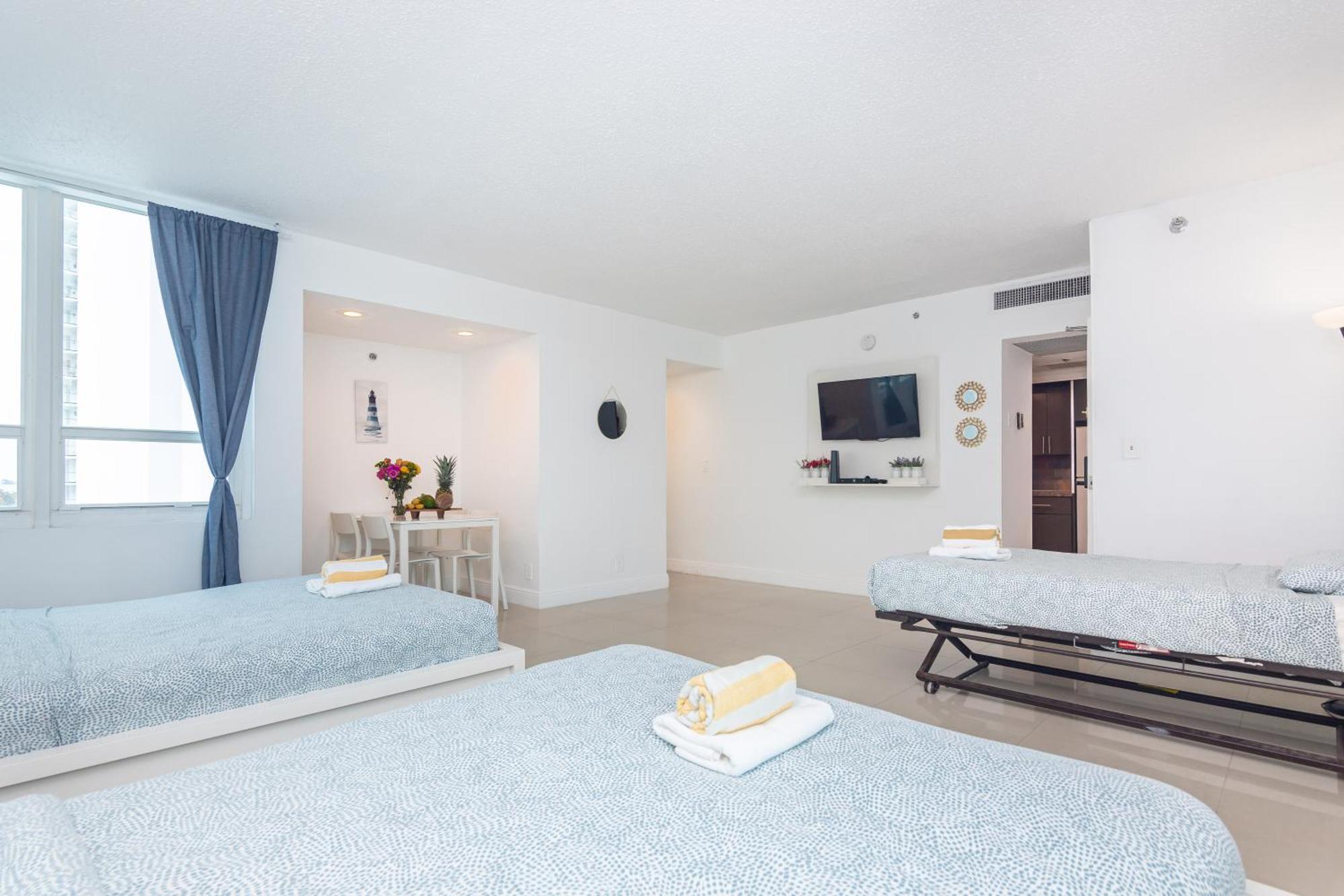 Girasole Rentals Suites Miami Beach Room photo